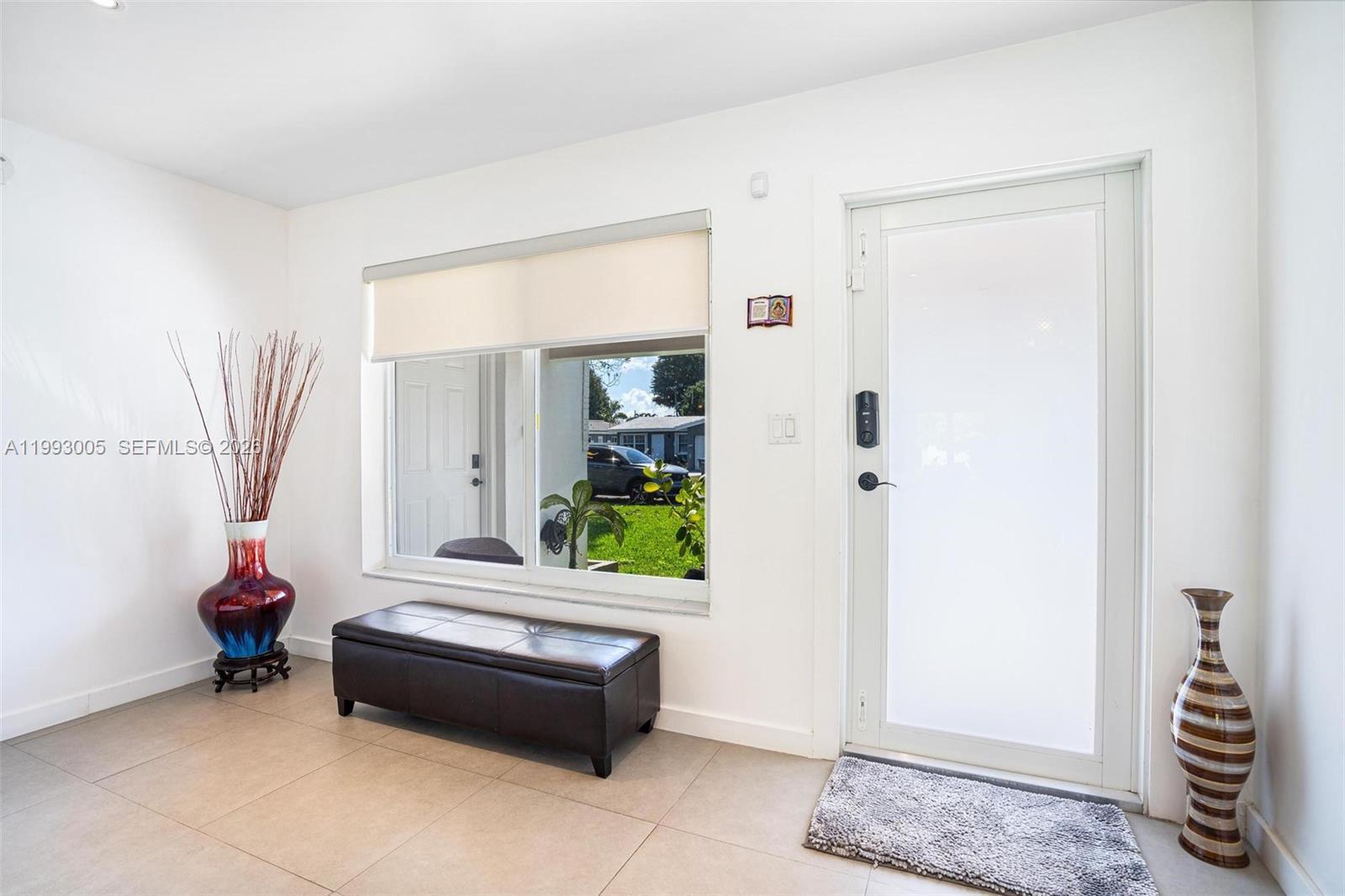 HOLLYWOOD LITTLE RANCHES - Residential