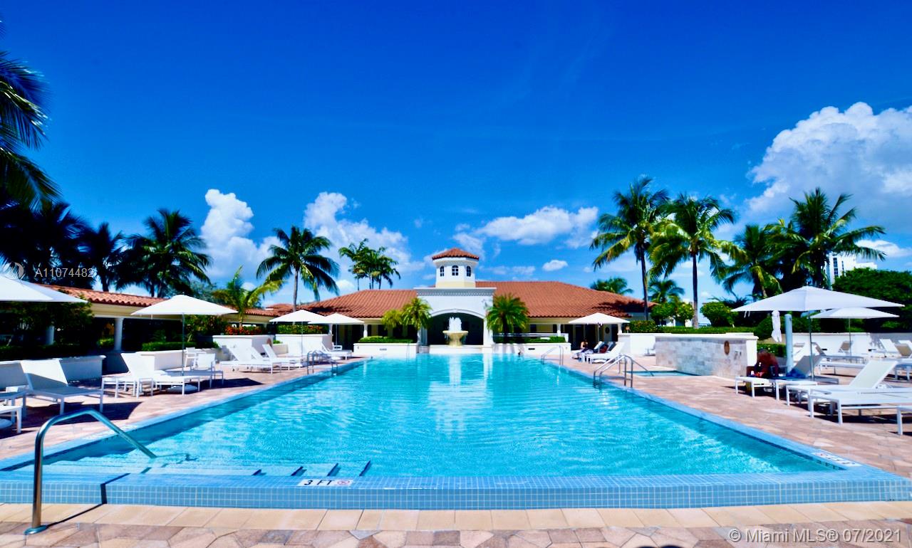 TURNBERRY VILLAGE SO TOWE - Residential