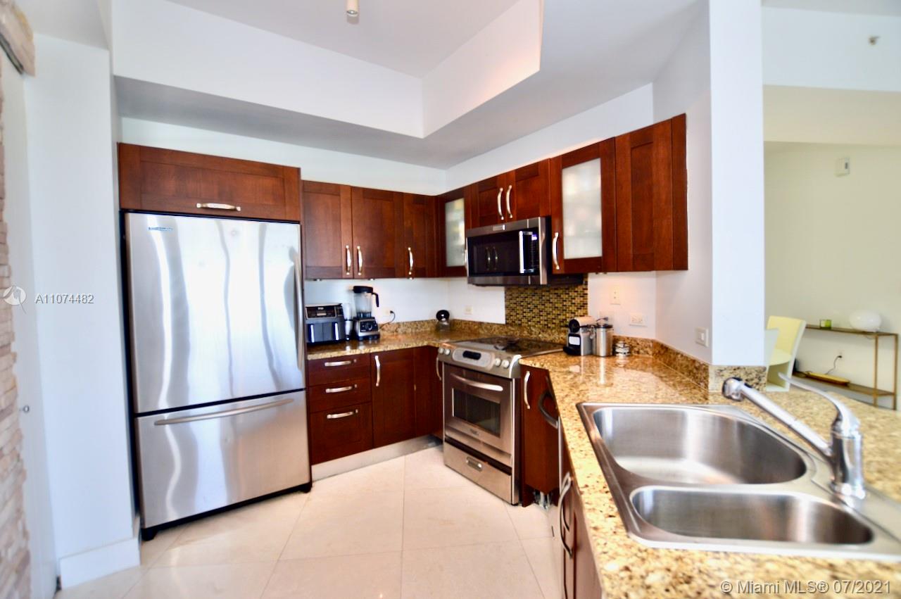TURNBERRY VILLAGE SO TOWE - Residential