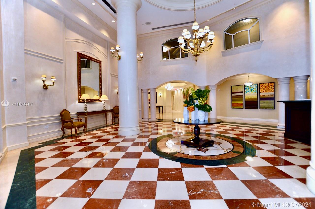 TURNBERRY VILLAGE SO TOWE - Residential