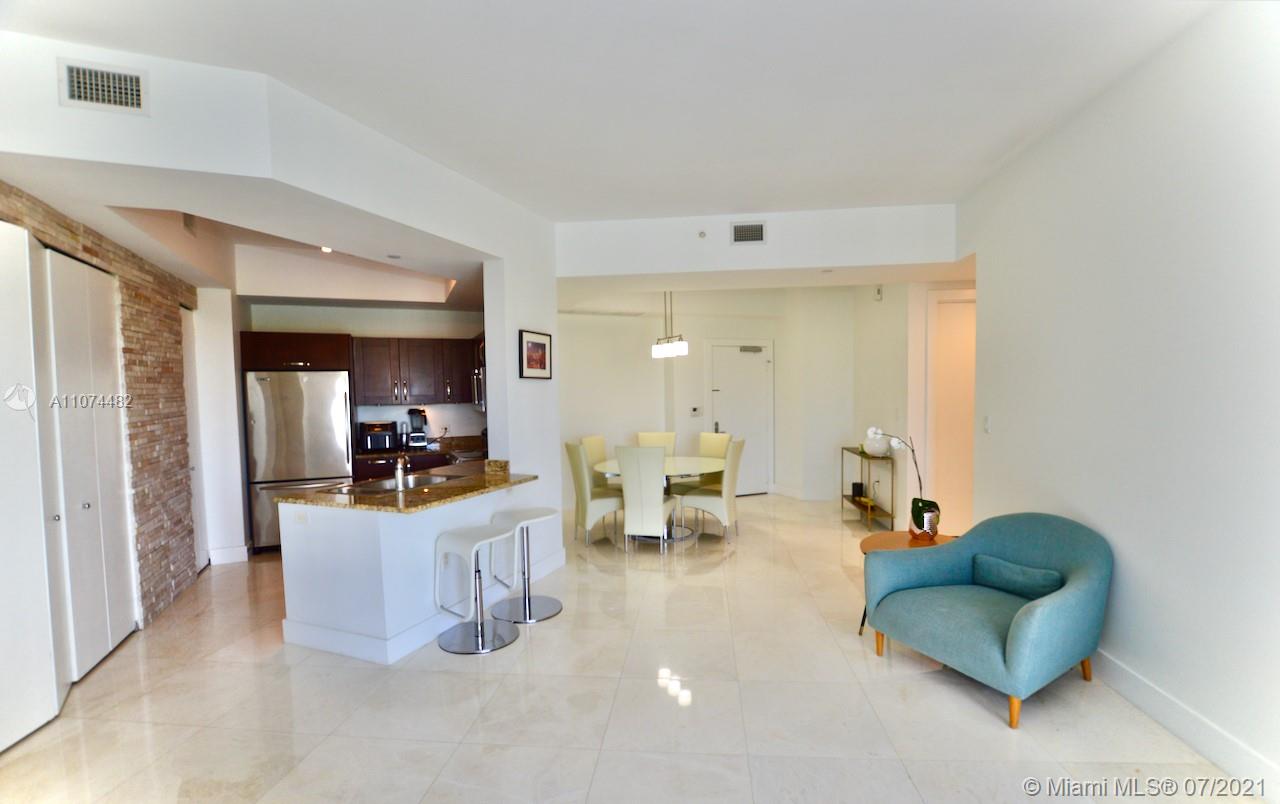 TURNBERRY VILLAGE SO TOWE - Residential