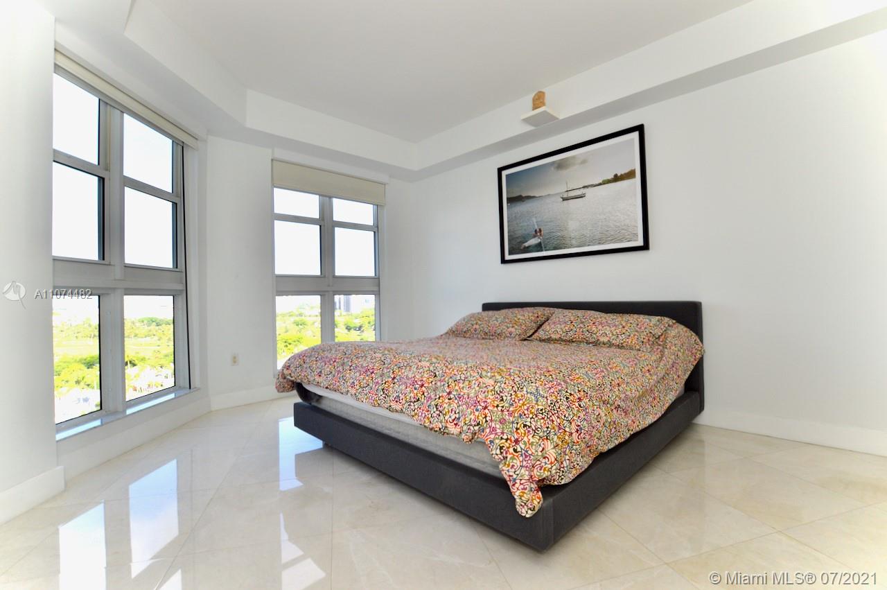 TURNBERRY VILLAGE SO TOWE - Residential