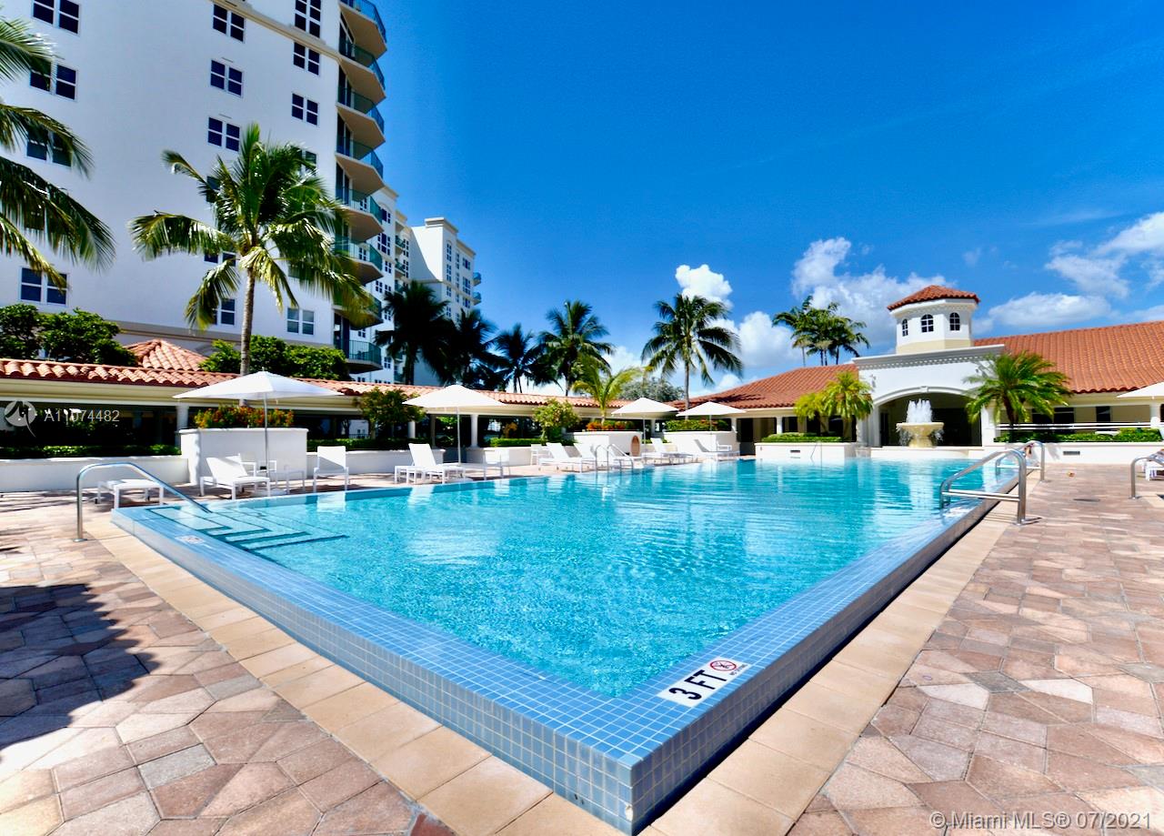 TURNBERRY VILLAGE SO TOWE - Residential