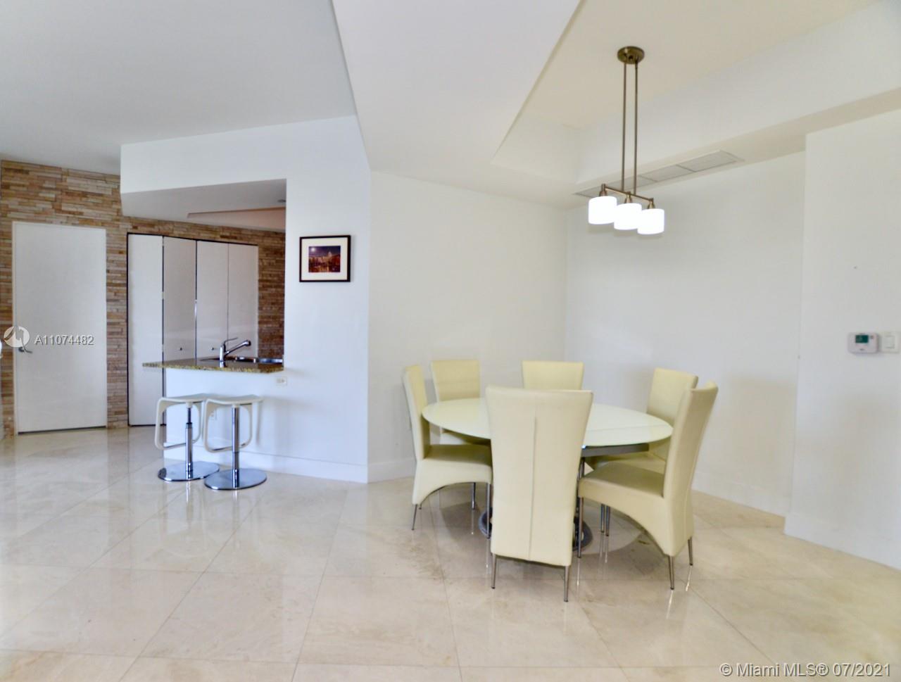 TURNBERRY VILLAGE SO TOWE - Residential