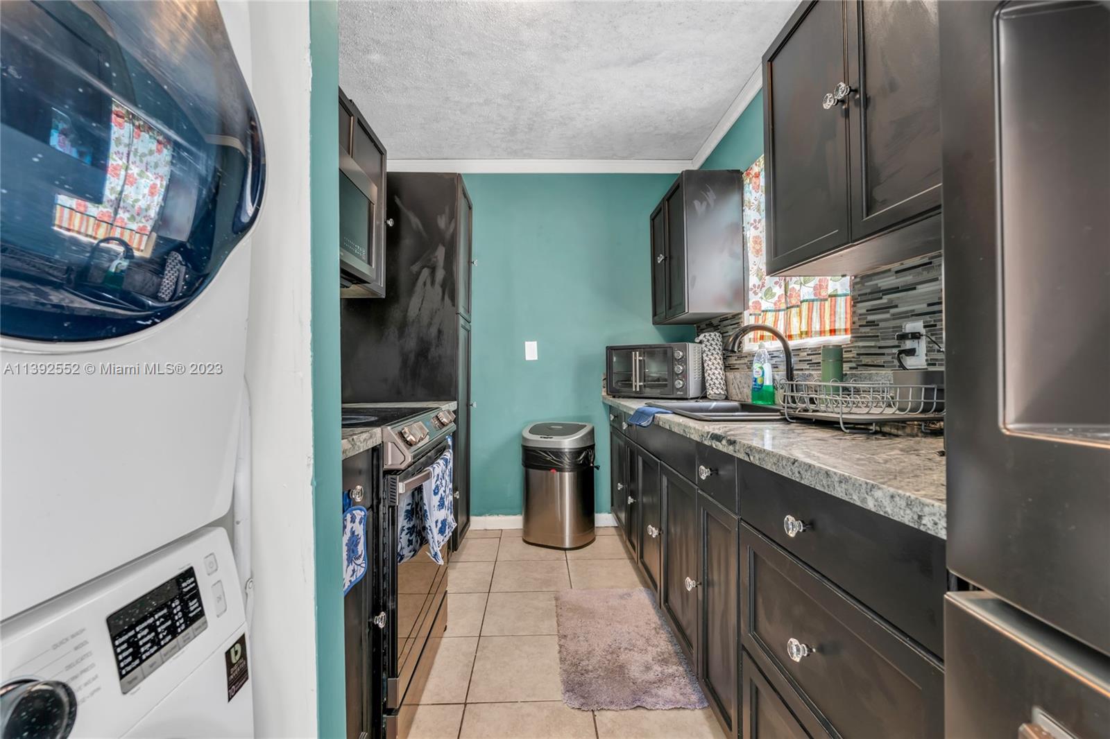 LAKE FOREST SEC 4 - Residential