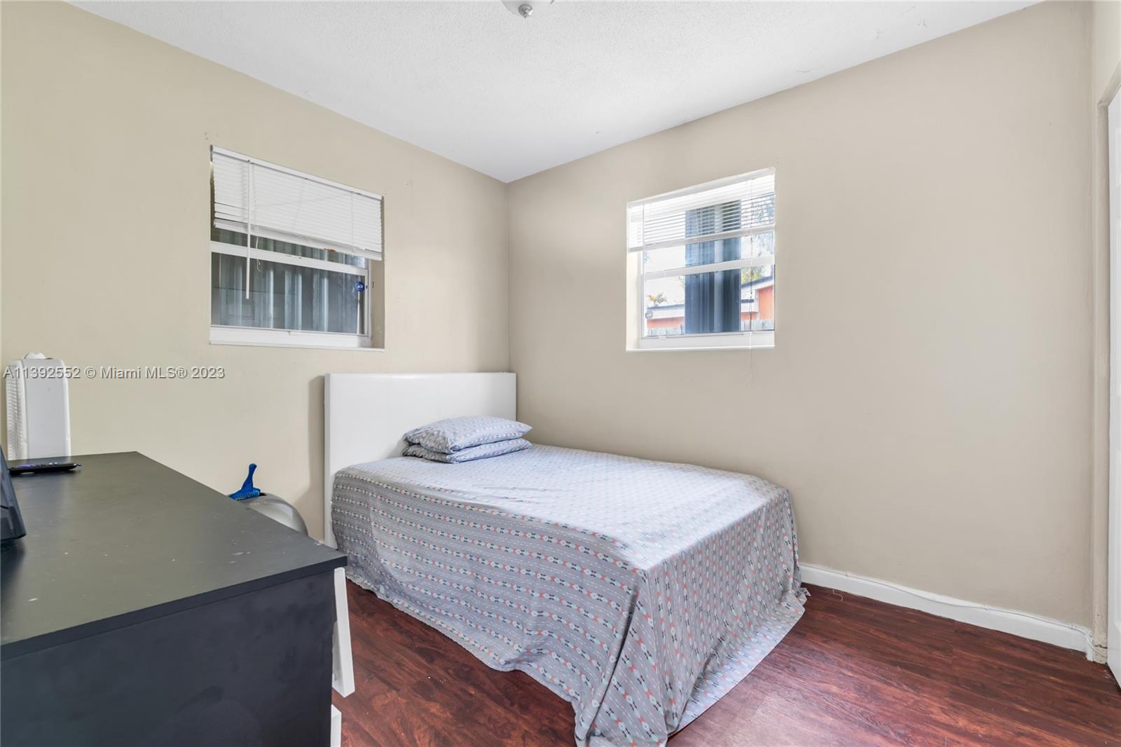 LAKE FOREST SEC 4 - Residential