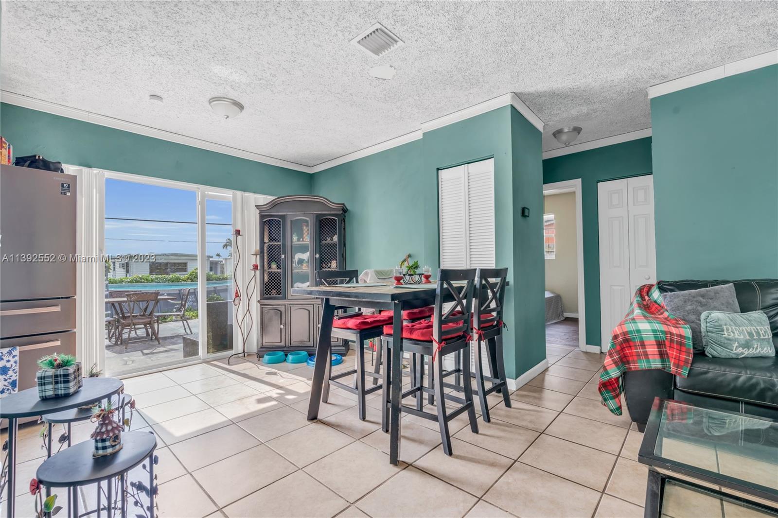 LAKE FOREST SEC 4 - Residential