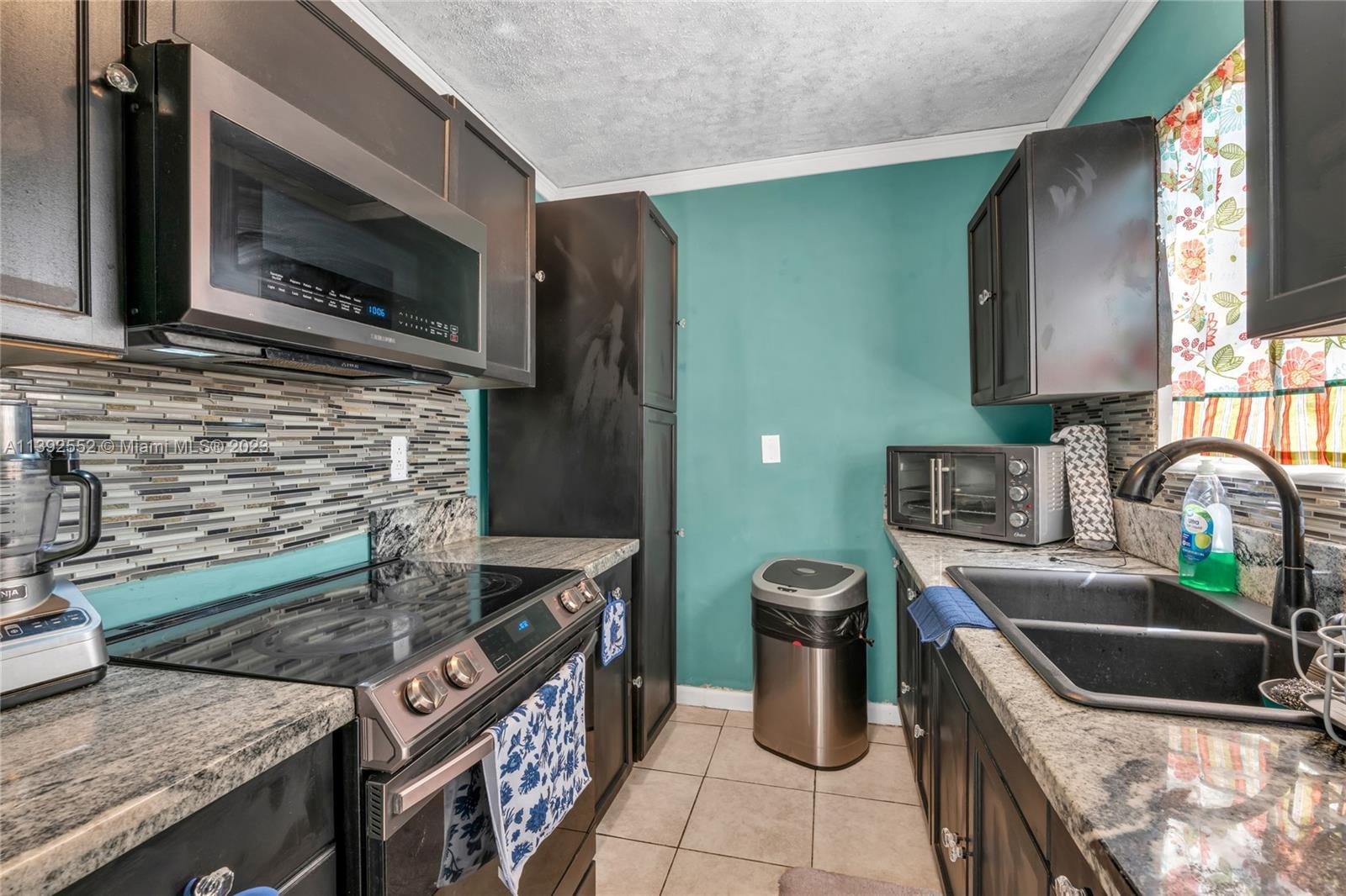 LAKE FOREST SEC 4 - Residential