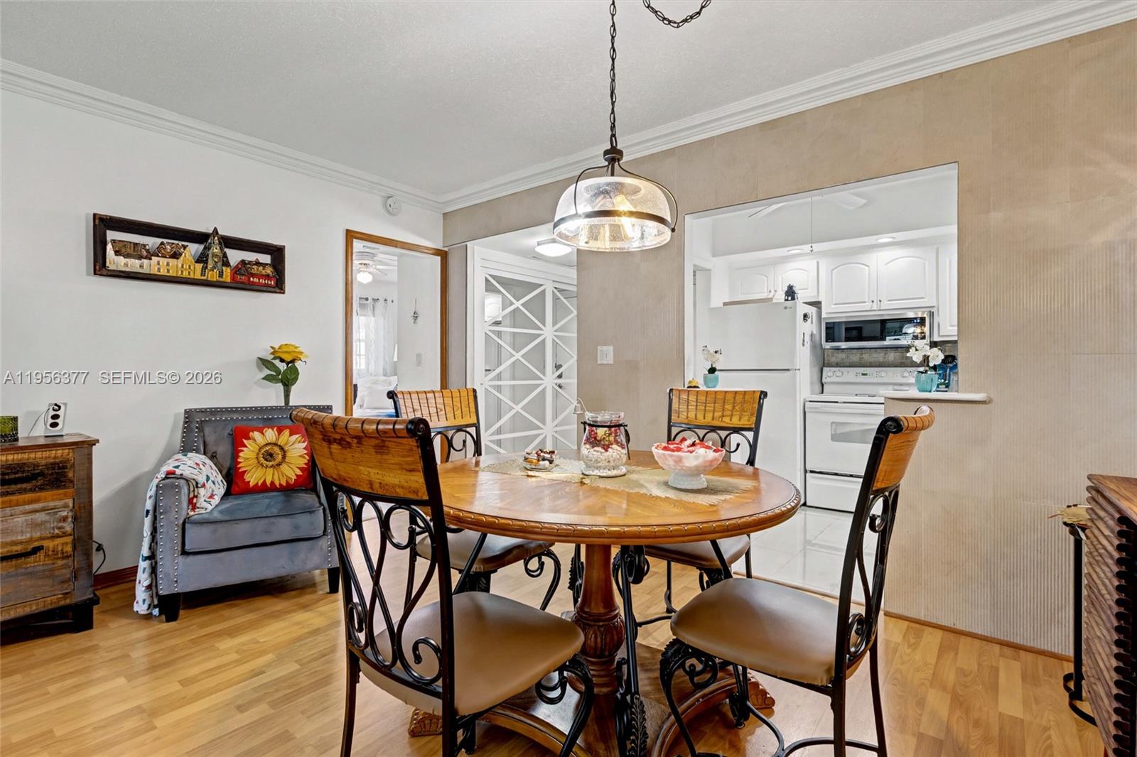 MEADOWS CONDO - Residential