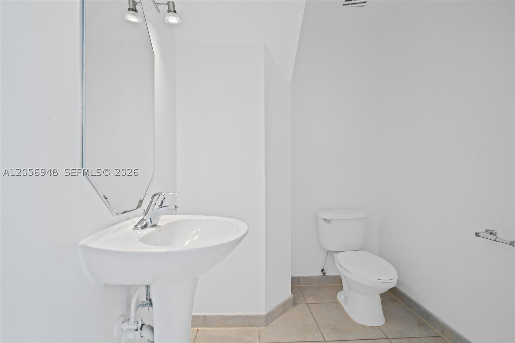 NARANJA GARDENS - Residential