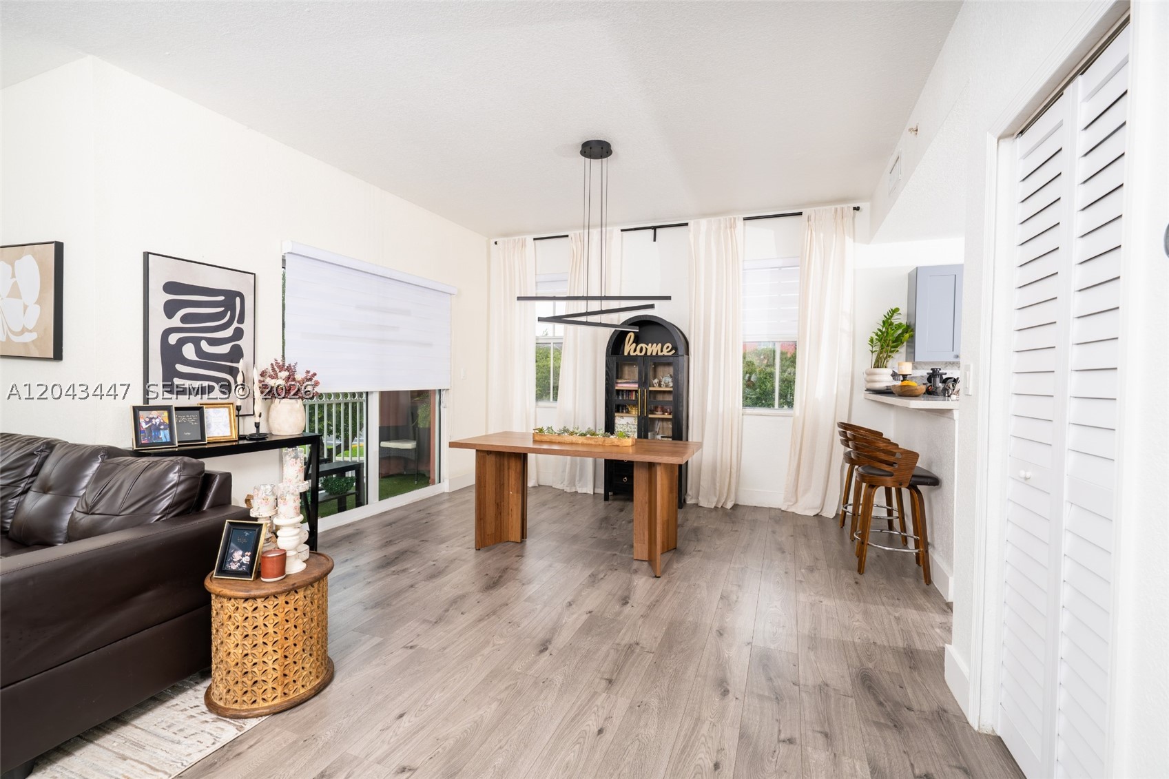 PROMENADE SHORES AT DORAL - Residential