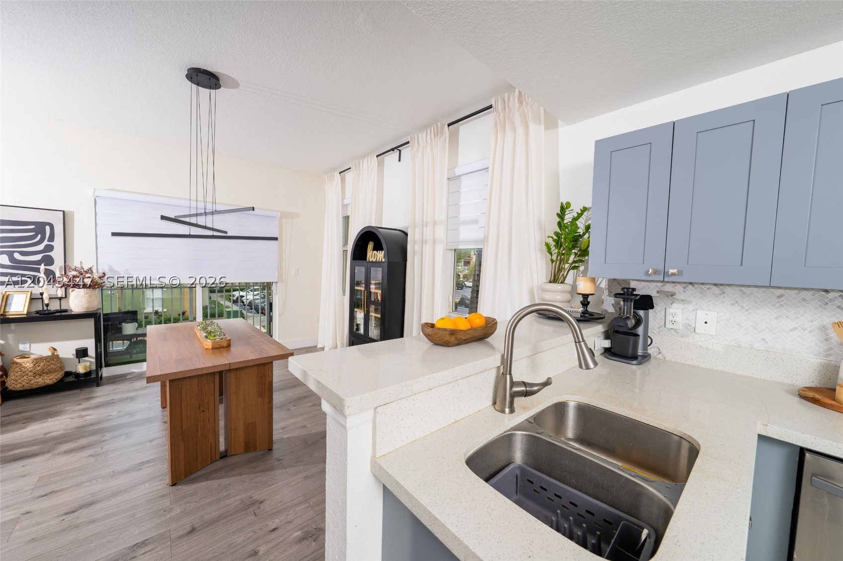 PROMENADE SHORES AT DORAL - Residential