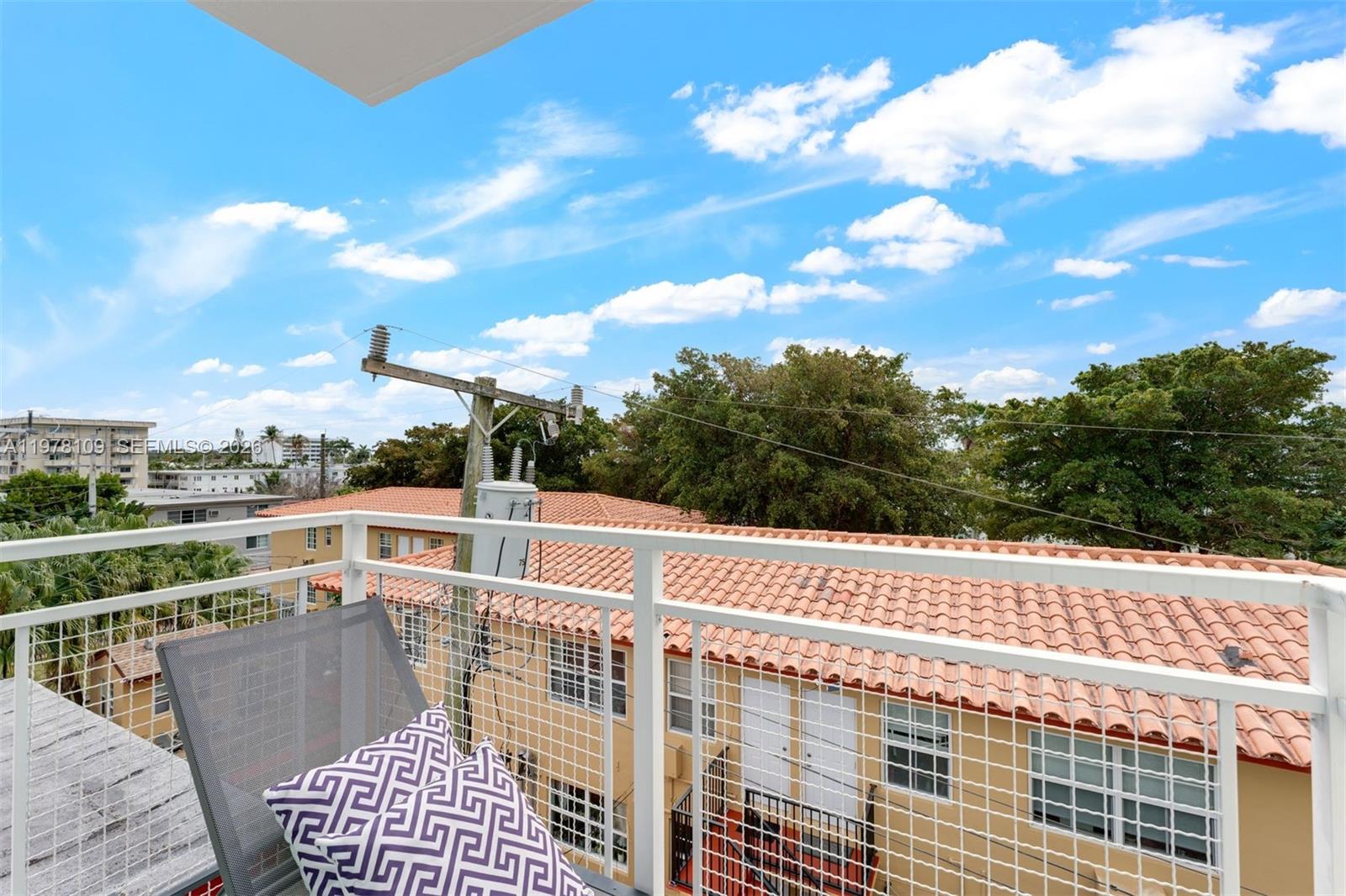 LAS BRISAS OF MIAMI BEACH - Residential Lease