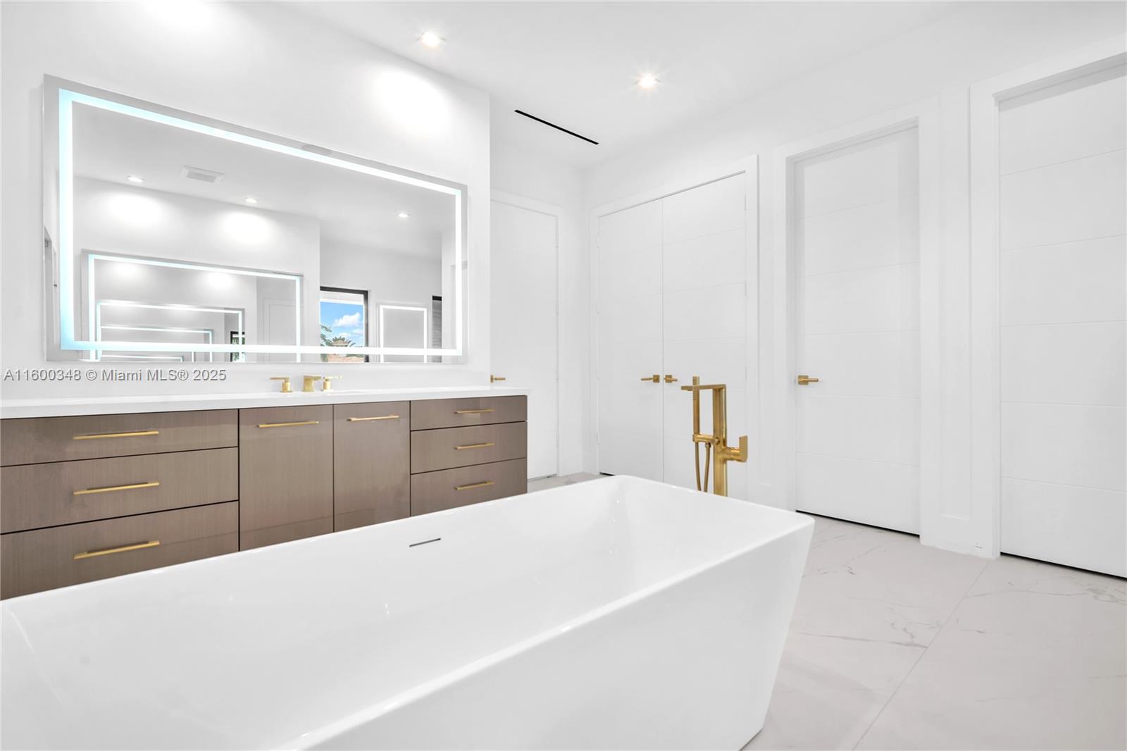 ESTATES OF SWAN LAKE - Residential