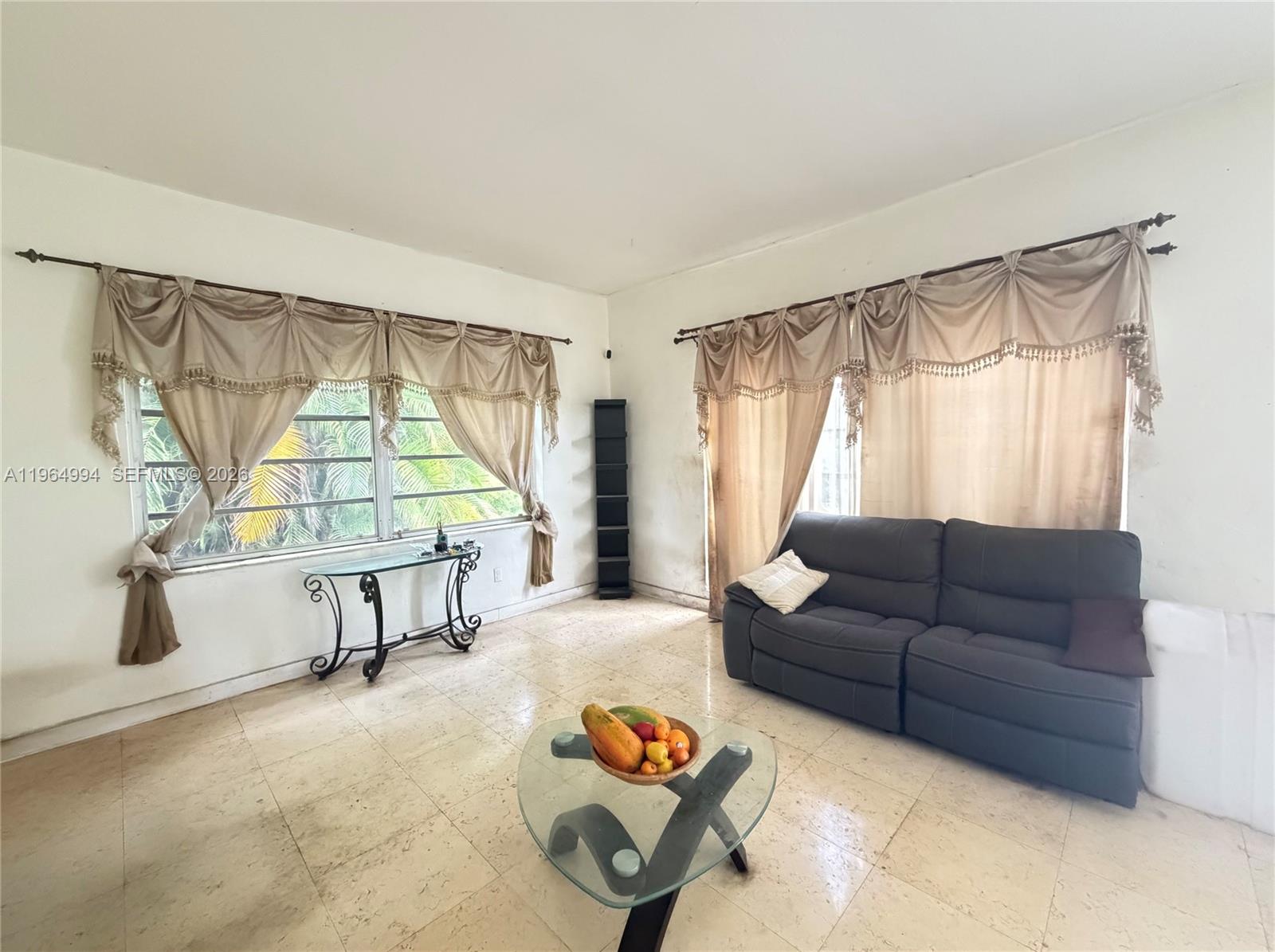 AVIATION COUNTRY CLUB 1ST - Residential