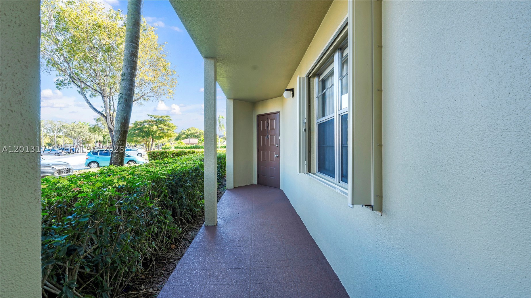 IVANHOE EAST AT CENTURY V - Residential