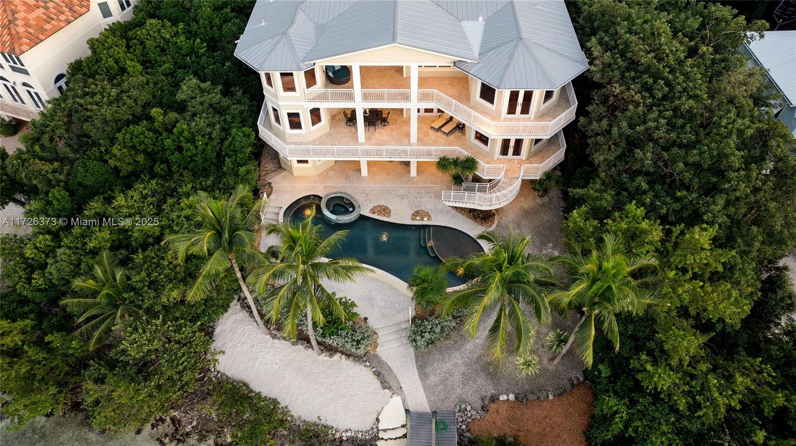 CORAL COAST - Residential