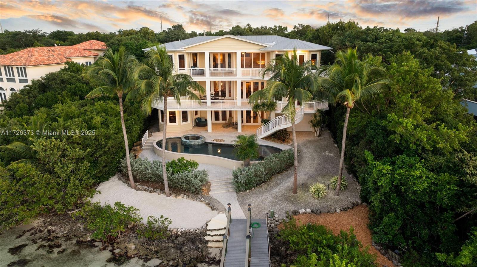 CORAL COAST - Residential