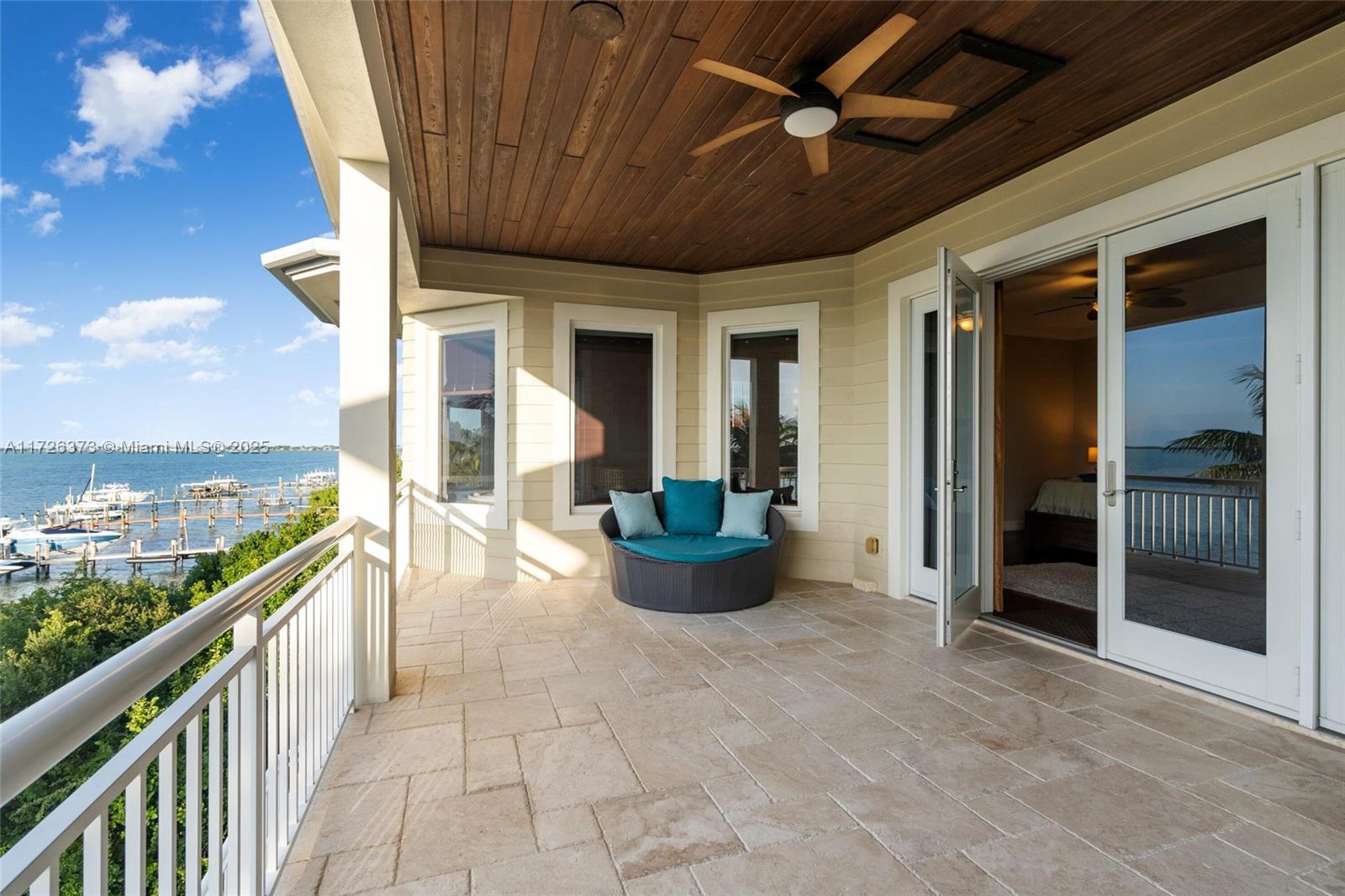 CORAL COAST - Residential