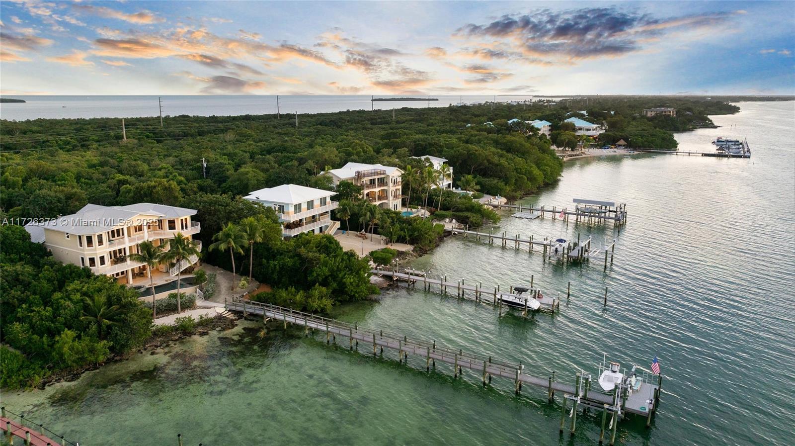 CORAL COAST - Residential
