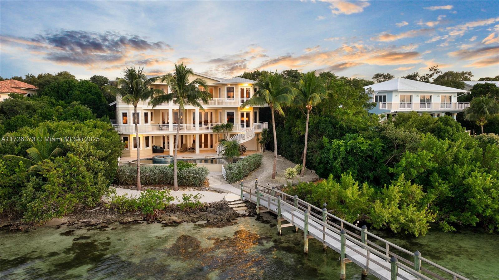 CORAL COAST - Residential