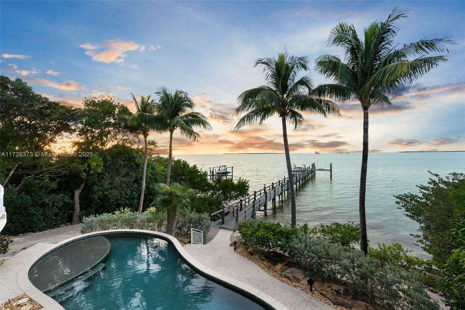 CORAL COAST - Residential
