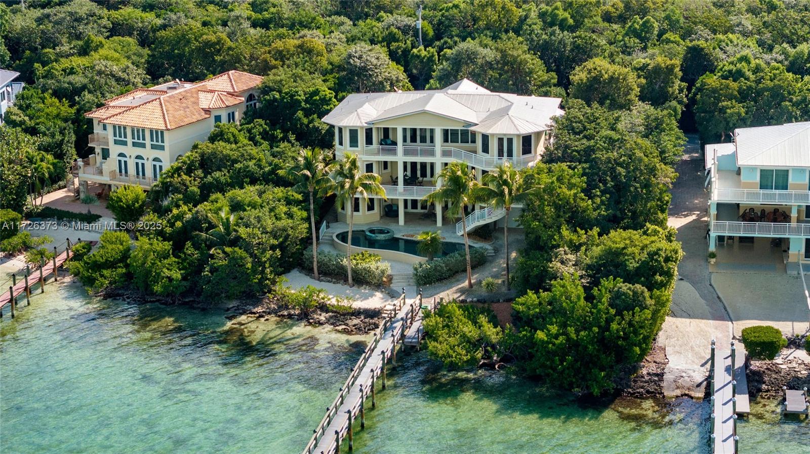 CORAL COAST - Residential