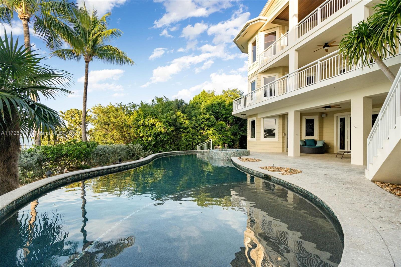 CORAL COAST - Residential