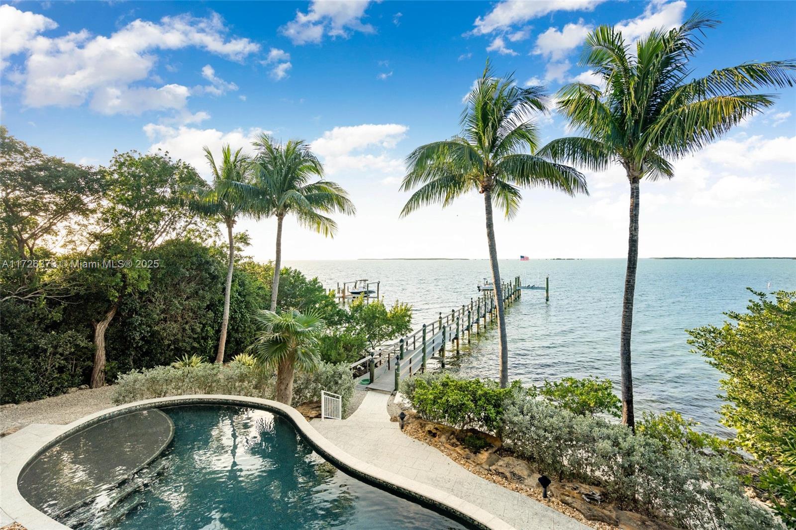 CORAL COAST - Residential