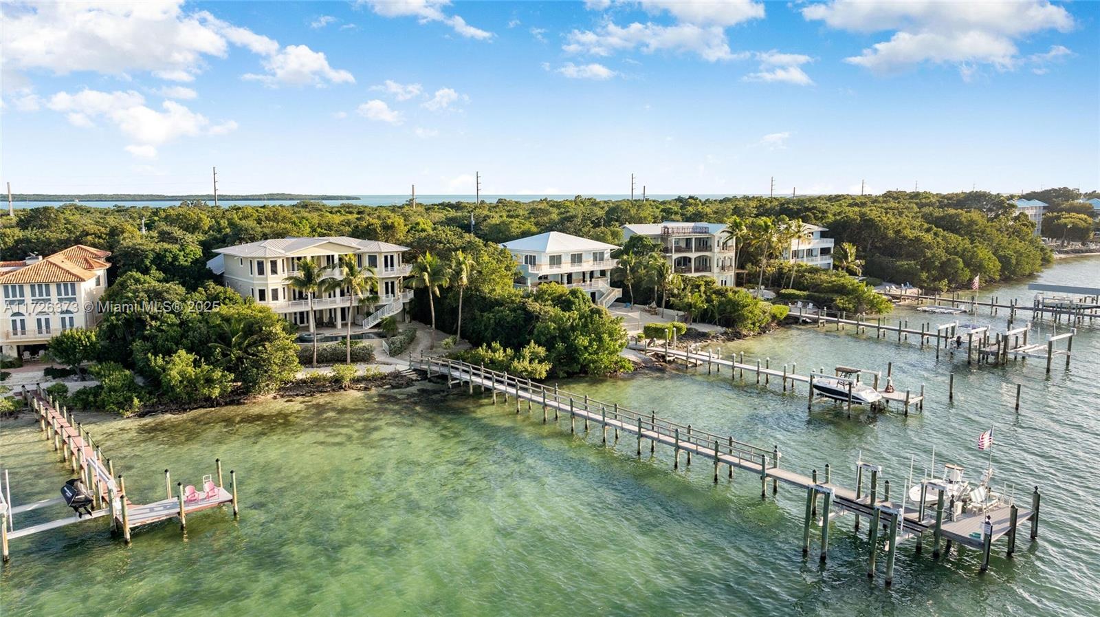 CORAL COAST - Residential