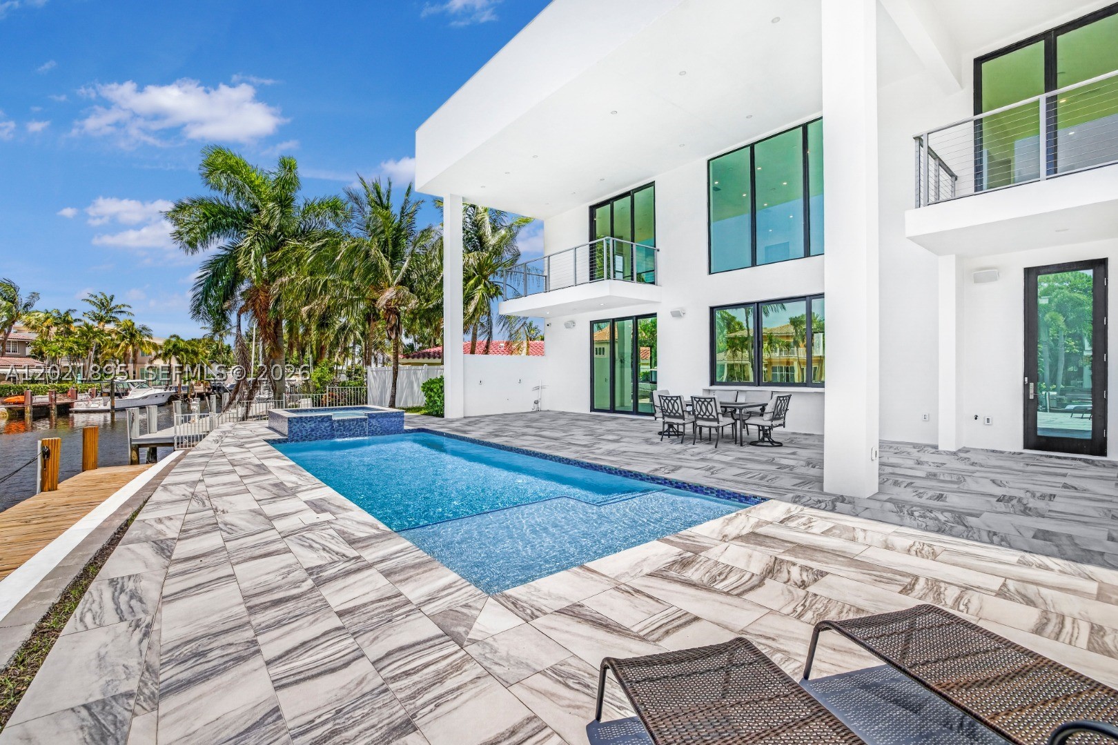 HILLSBORO HARBOR UNIT - Residential