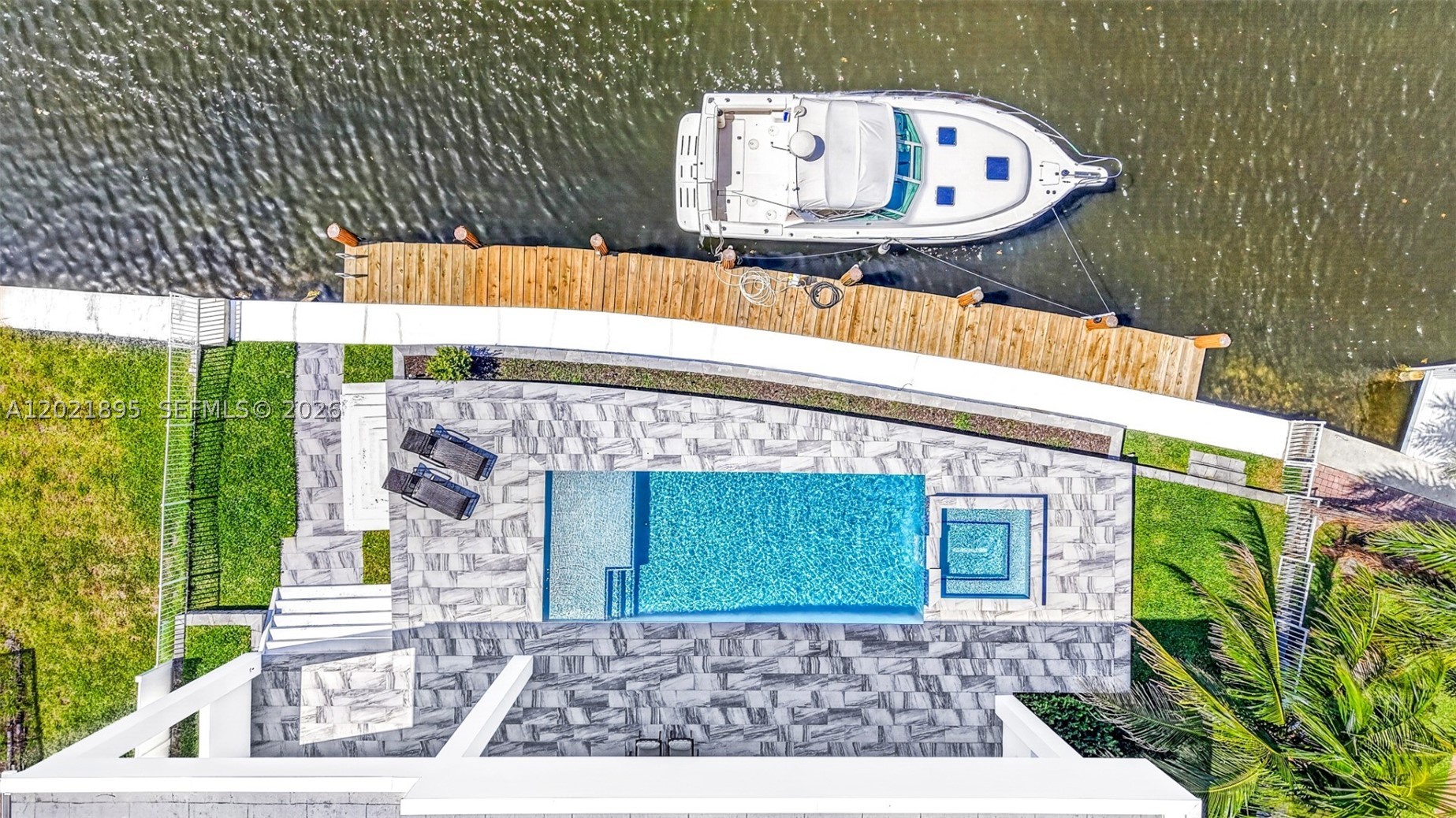HILLSBORO HARBOR UNIT - Residential