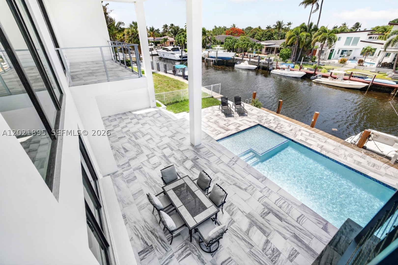 HILLSBORO HARBOR UNIT - Residential