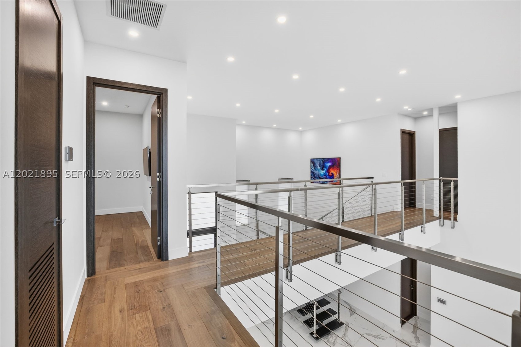 HILLSBORO HARBOR UNIT - Residential