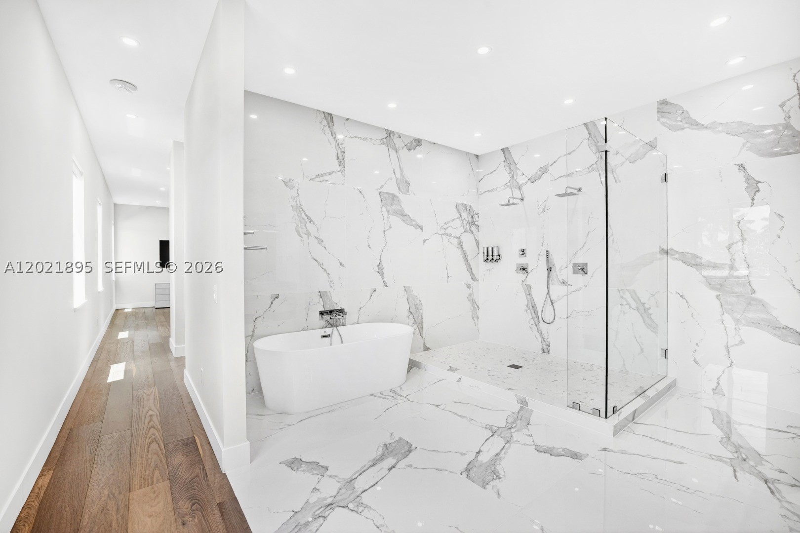 HILLSBORO HARBOR UNIT - Residential
