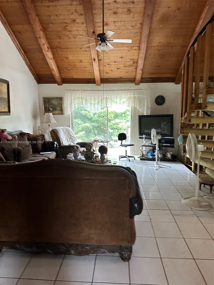 TURTLE BAY - Residential