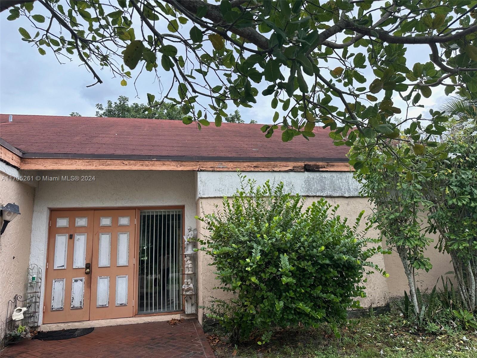 TURTLE BAY - Residential