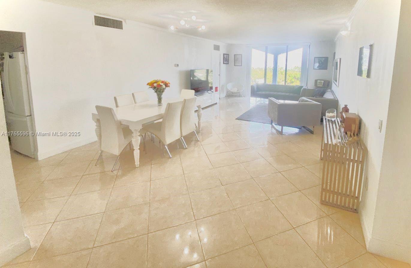BALMORAL CONDO - Residential