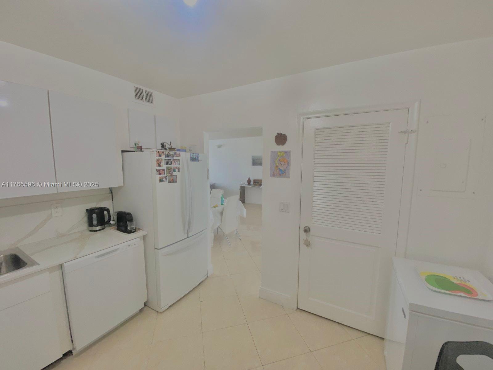 BALMORAL CONDO - Residential