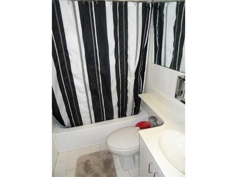 FLAMINGO SOUTH BEACH I CO - Residential Lease