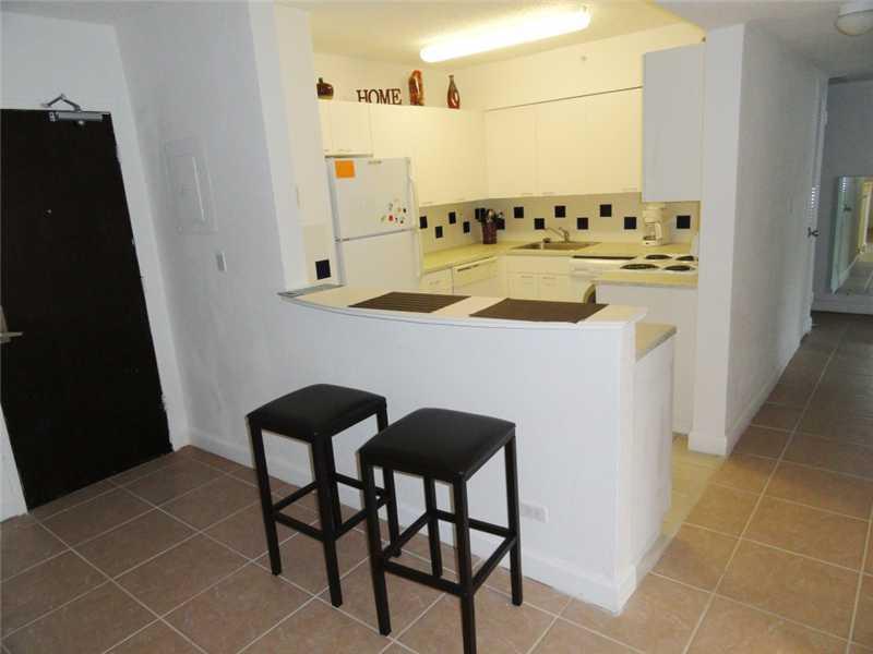 FLAMINGO SOUTH BEACH I CO - Residential Lease