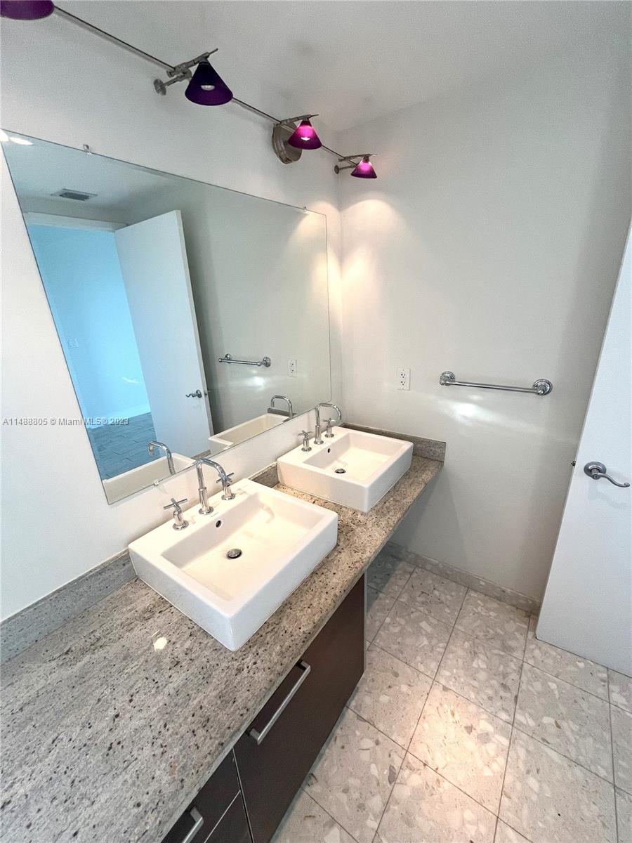 LATITUDE ON THE RIVER CON - Residential Lease