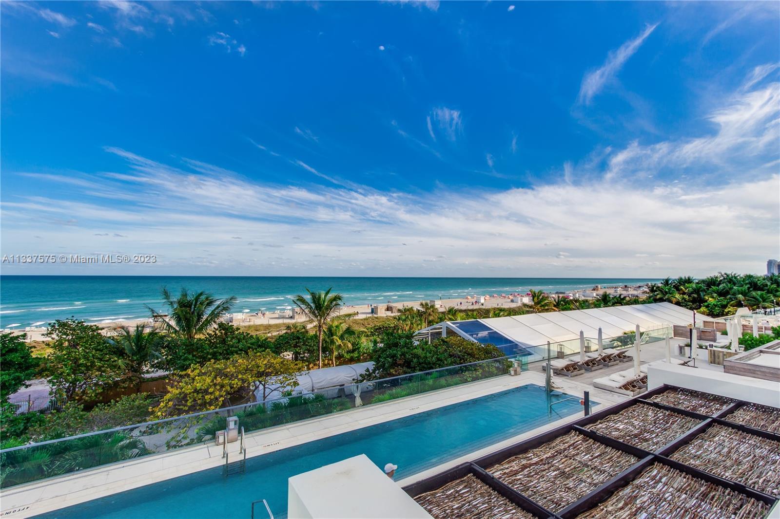 RONEY PALACE CONDO - Residential
