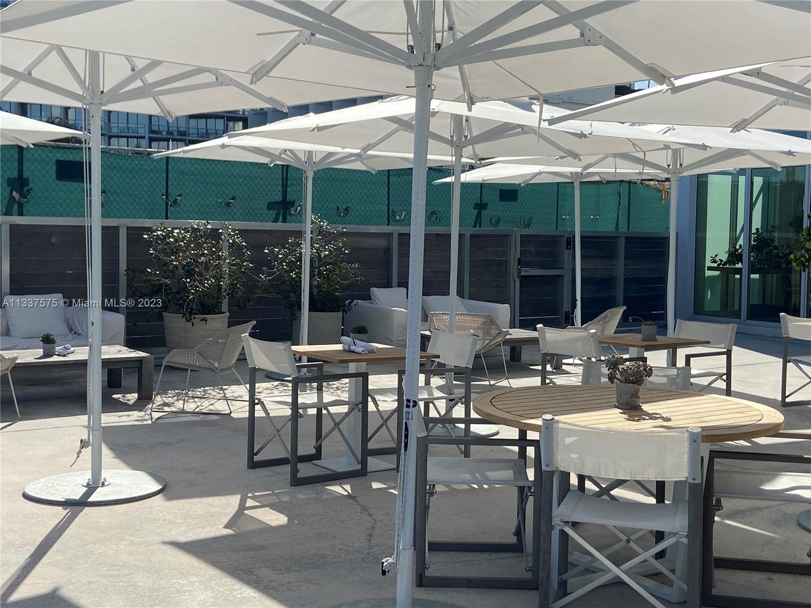 RONEY PALACE CONDO - Residential