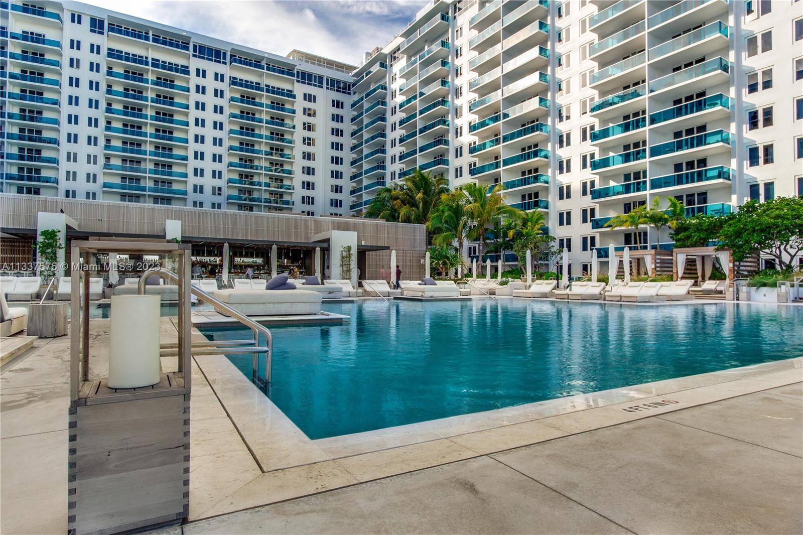 RONEY PALACE CONDO - Residential