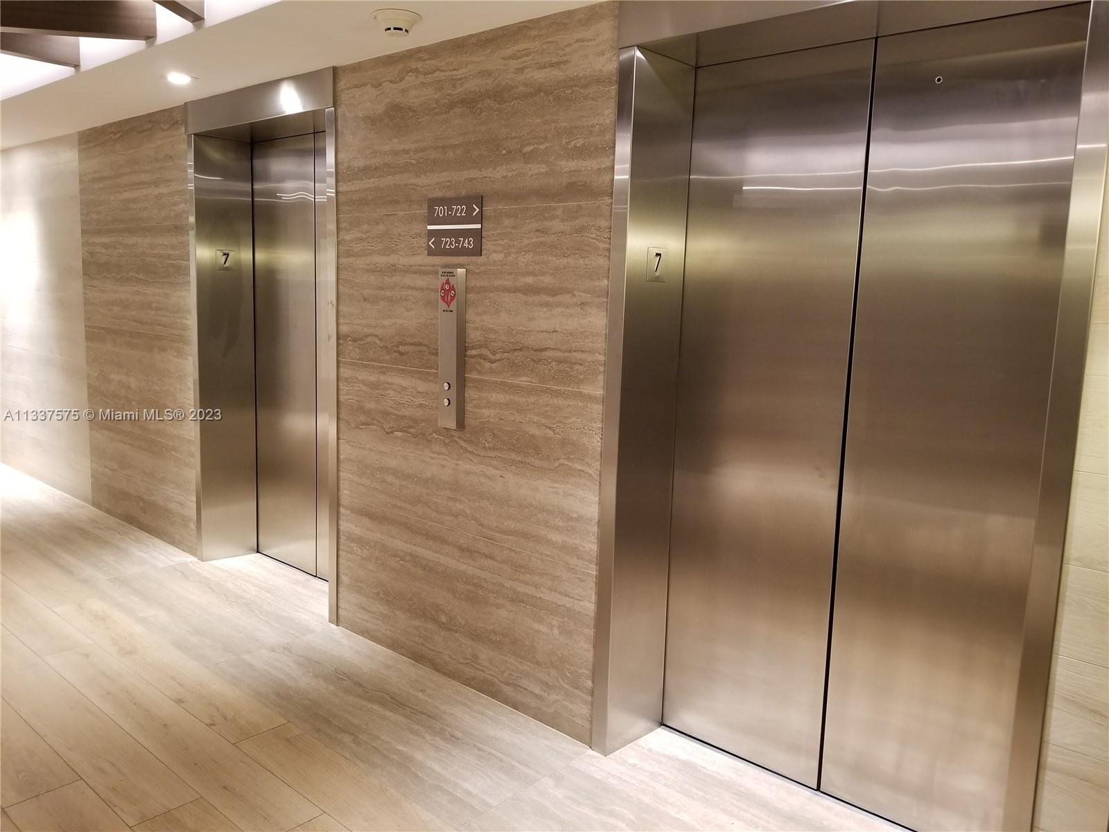 RONEY PALACE CONDO - Residential