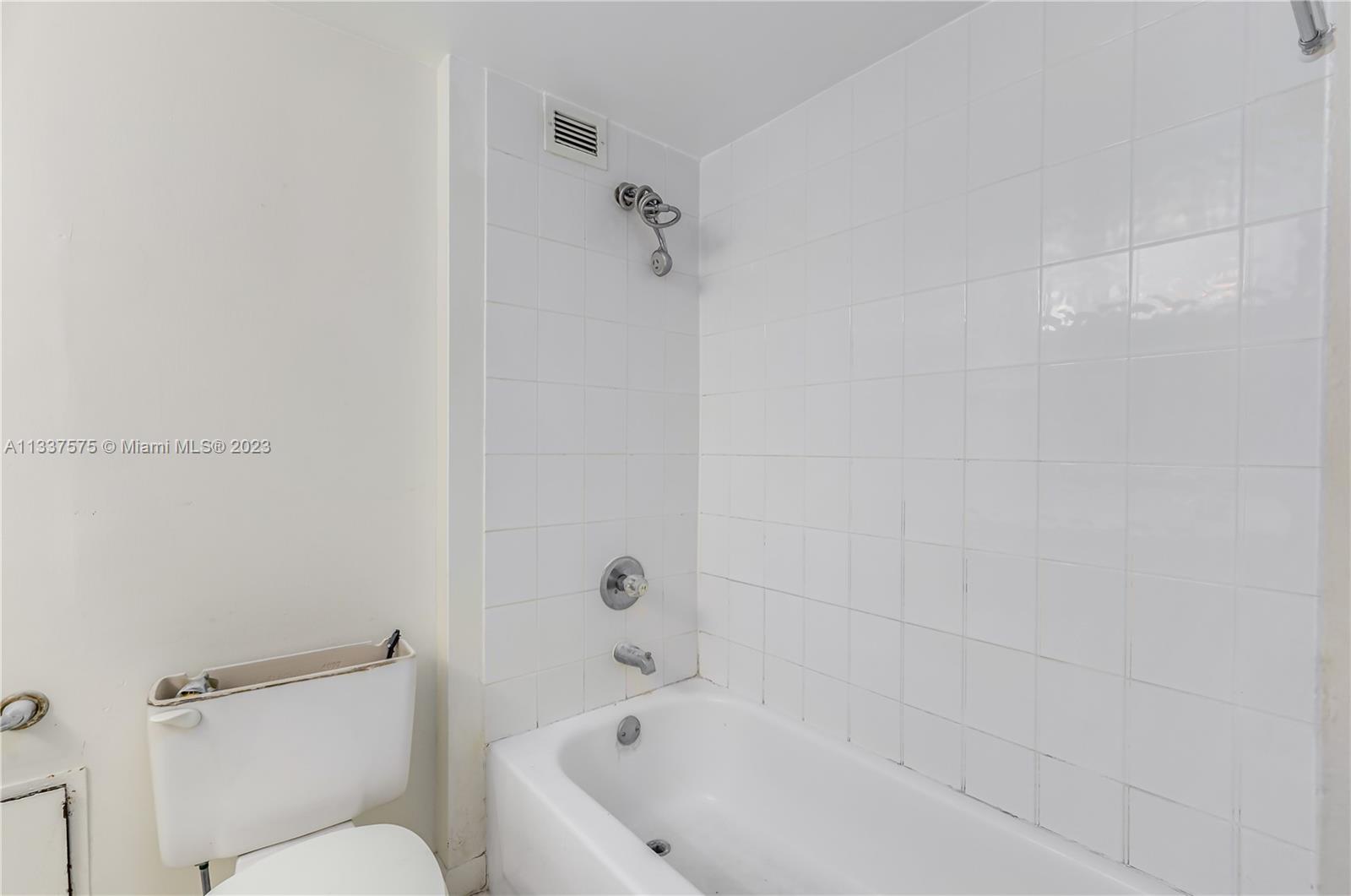 RONEY PALACE CONDO - Residential