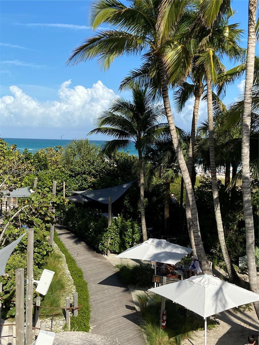 RONEY PALACE CONDO - Residential