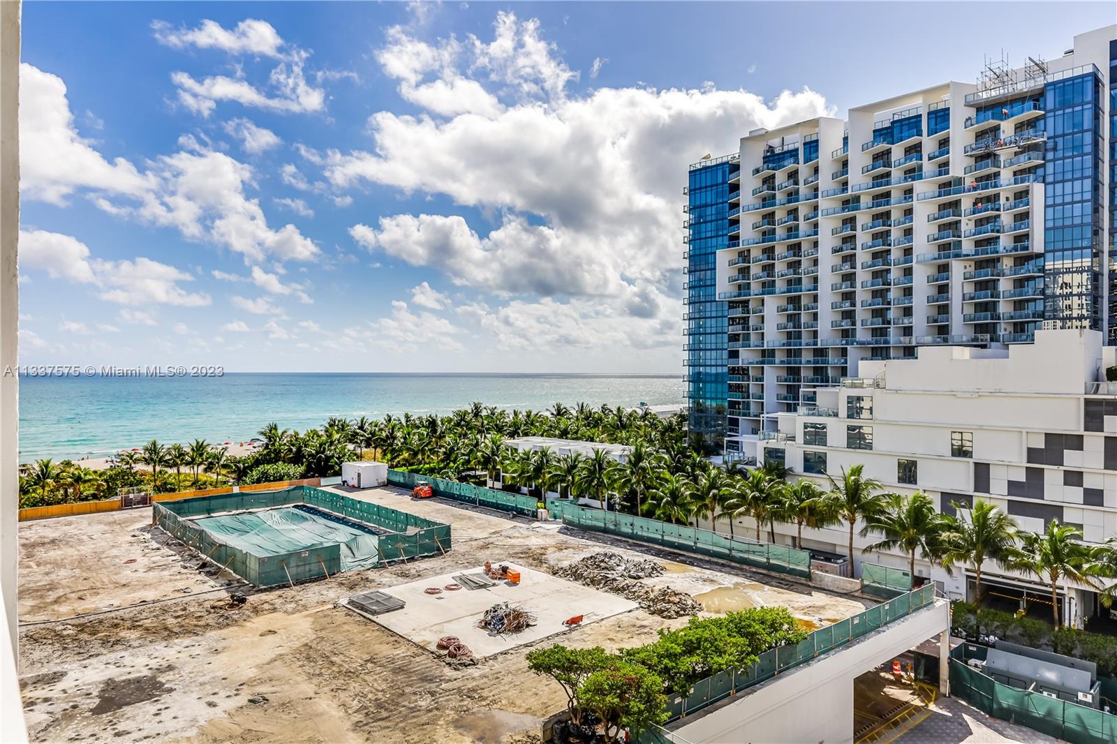 RONEY PALACE CONDO - Residential