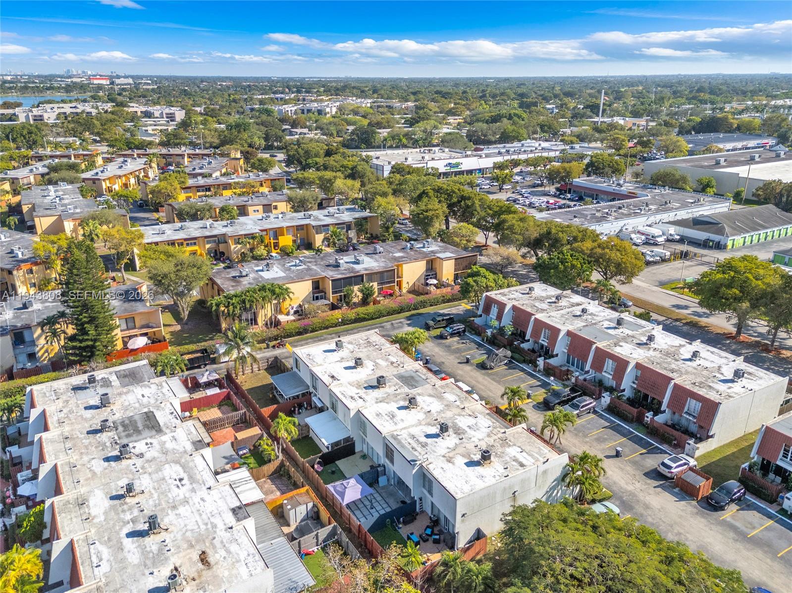 LAKE LAURA CONDO NO 2 - Residential